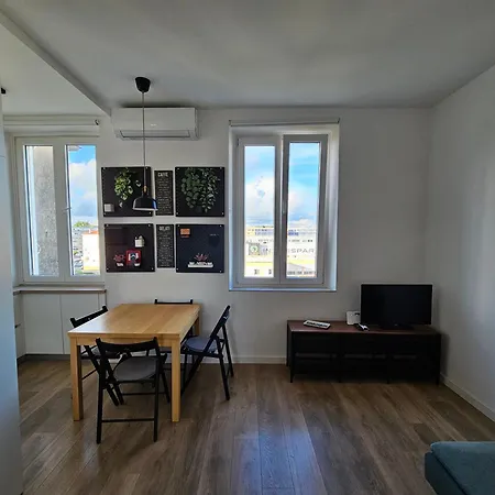 Apartment Sunrise *